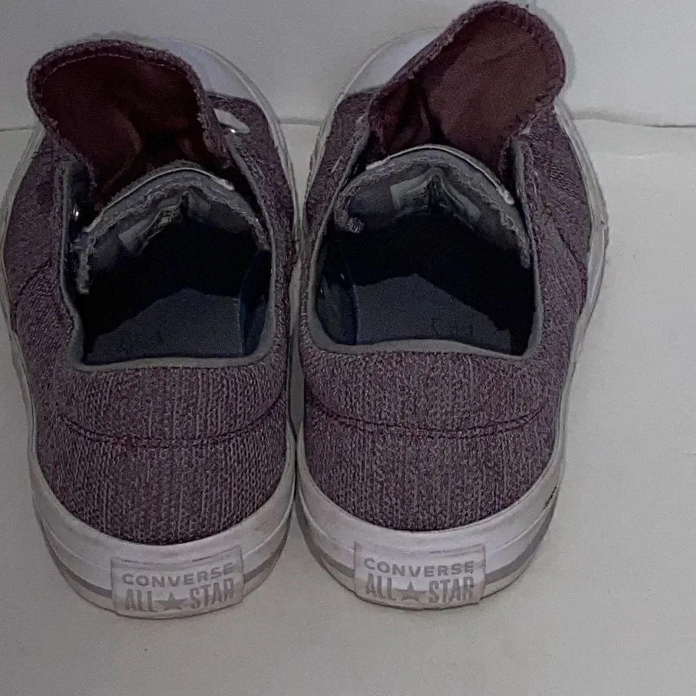 Converse All‎ Star Girl's Maddie Low Top purple White Sneakers Sz 3.5